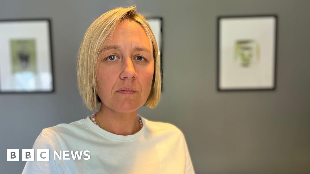 Adoptive therapy funding cuts 'disgusting'