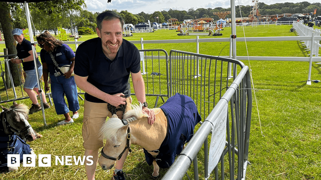 Thousands gather for Three Counties Show in Malvern