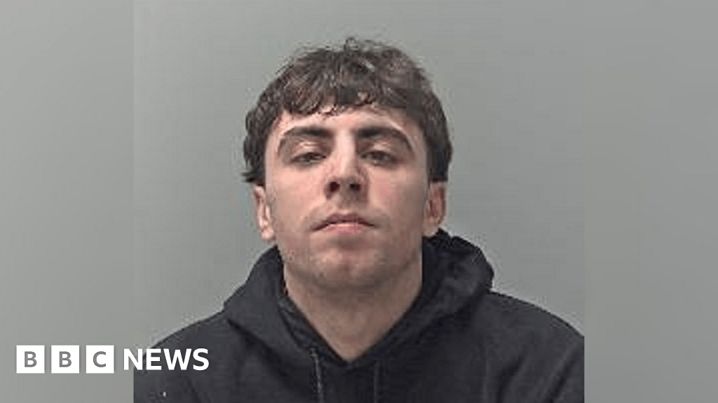 Dad jailed for stabbing man with kitchen knife in Stowmarket