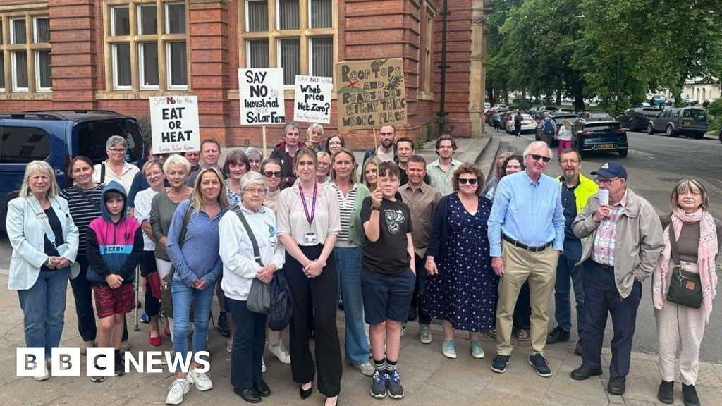 Warwickshire campaigners celebrate as solar farm rejected