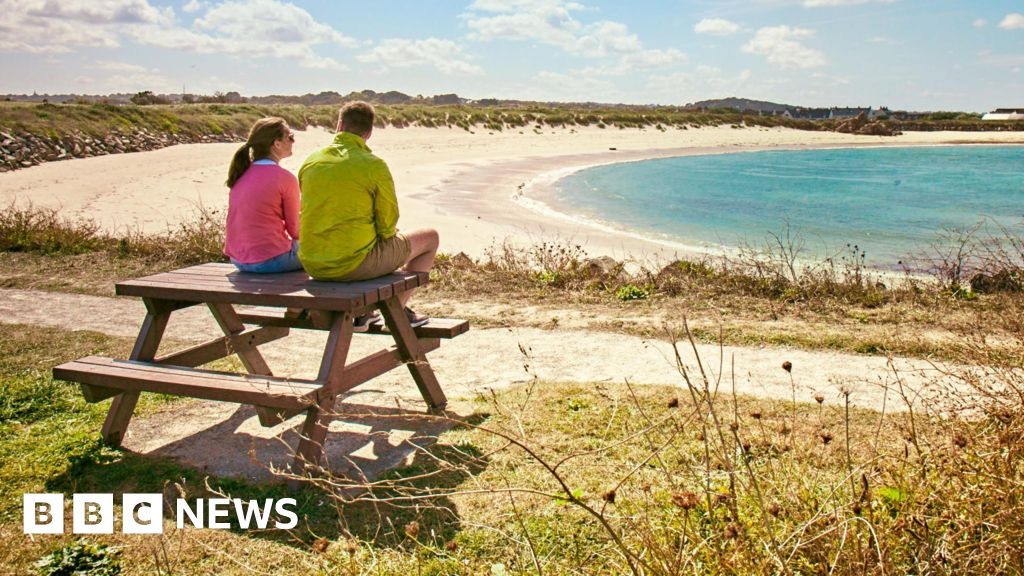 Guernsey Mind hosts information stands on Take Time to Talk Day