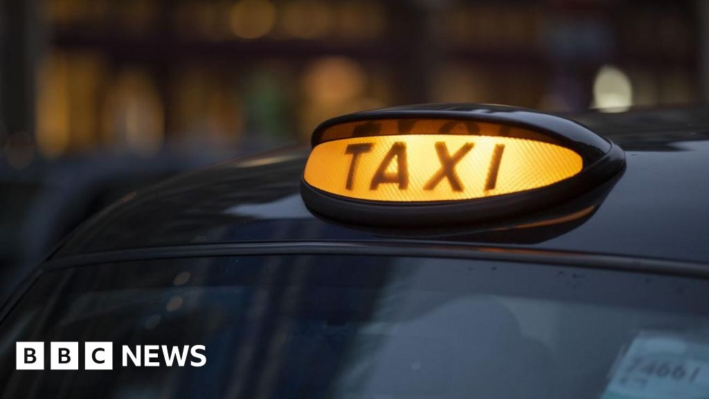 Lincolnshire council calls for end to taxi licences 'loophole'