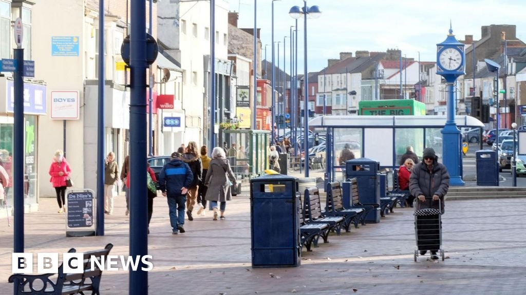Redcar Council calls for restrictions on nail and beauty salons