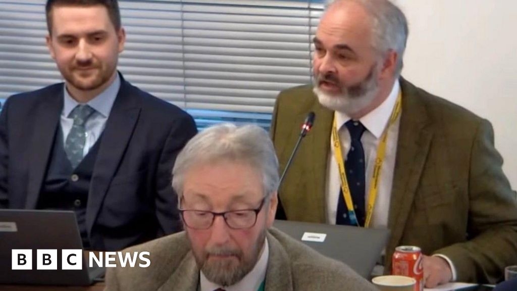Herefordshire Tory councillor suspended after betting charge