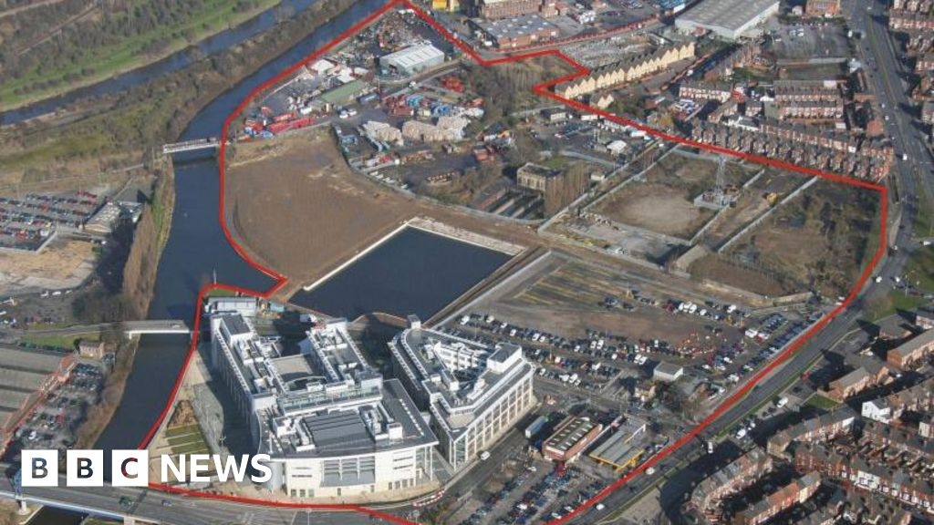 Doncaster waterfront clean-up work gets under way