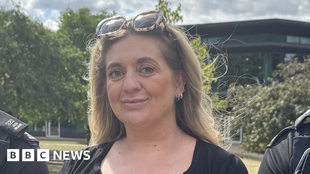 'Police officers saved my life after my partner stabbed me'