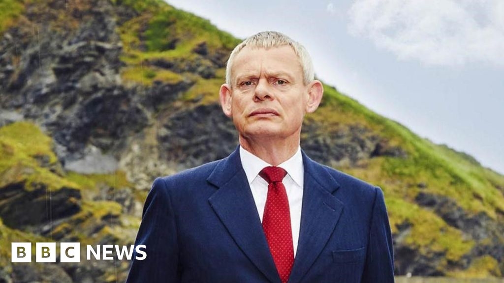 Doc Martin village plea to tourists to help Cornwall's NHS