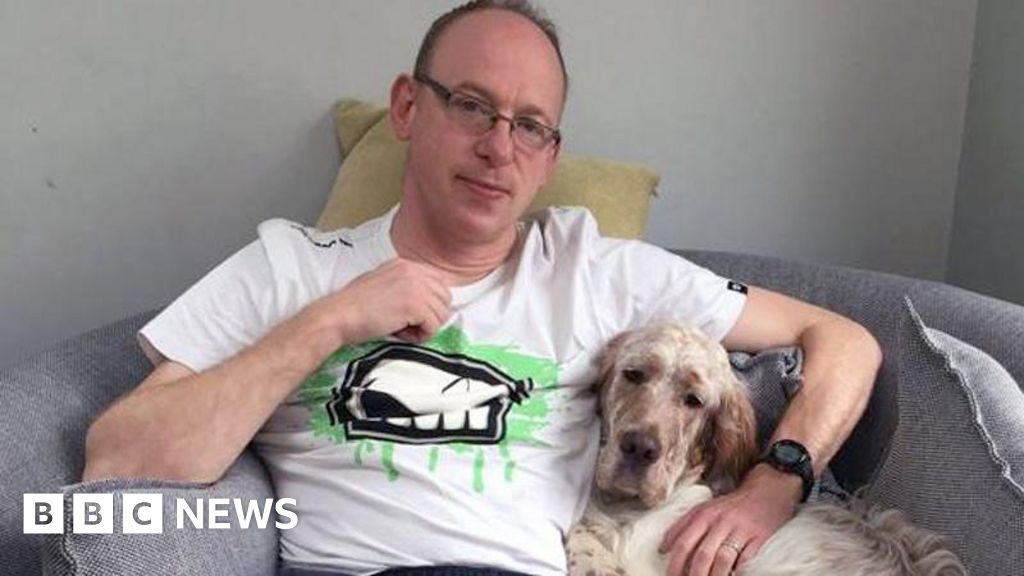 Graham Saville inquest: Sergeant hit by train after officers were 'mislead'