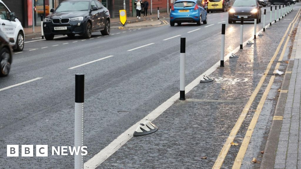 Middlesbrough Linthorpe Road cycle lane safety measures to remain
