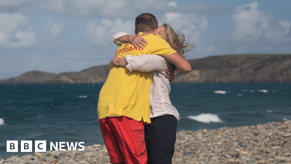 London swimmer reunited with Pembrokeshire lifeguard rescuer