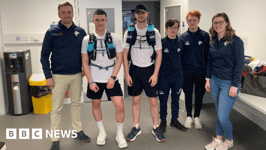 Wolverhampton: Amazon ultra-marathon runners train in heat chamber