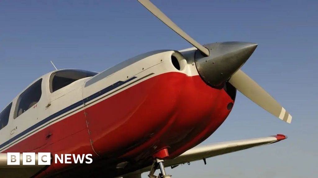 Light planes in near miss in sky over Silverstone