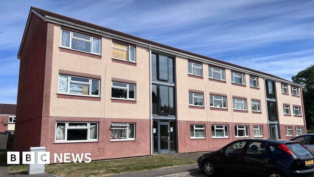 Visitor ban at New Forest flats after drug dealing complaints