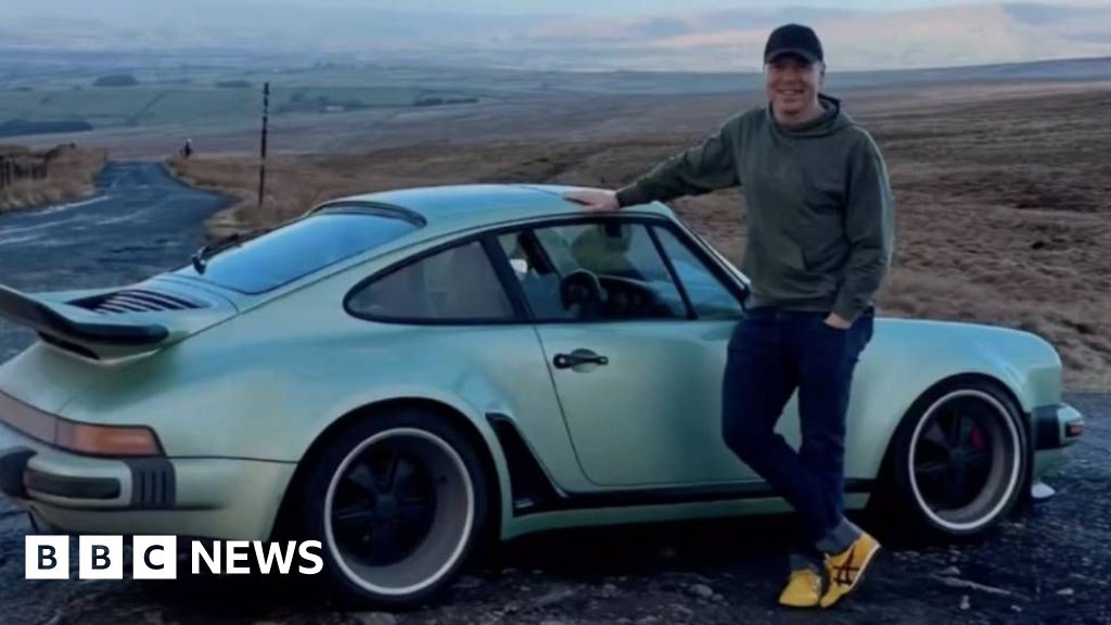 Terminally-ill Sir Chris Hoy fulfils "bucket list" trip to Wales