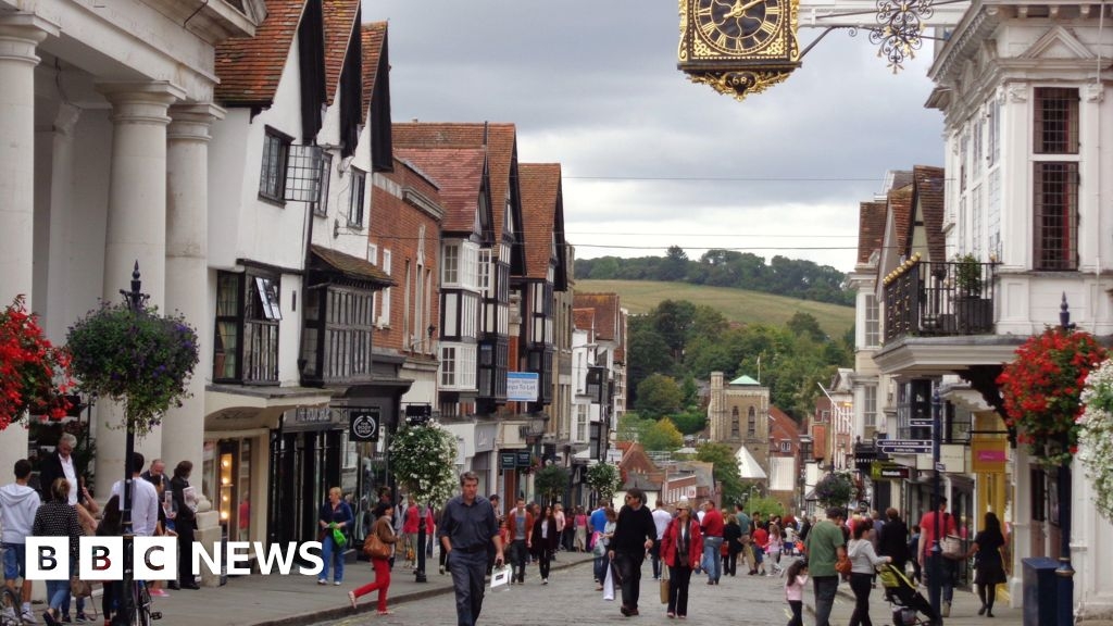 Surrey residents' view on unitary authorities has been published
