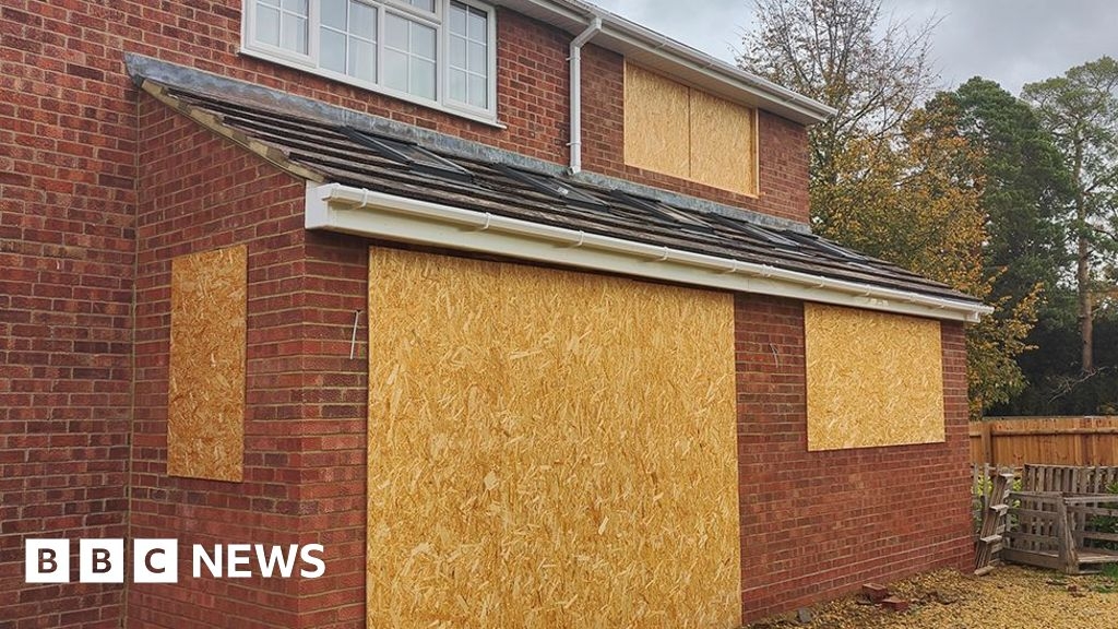 Rogue builder from Stamford left victim with boarded-up windows