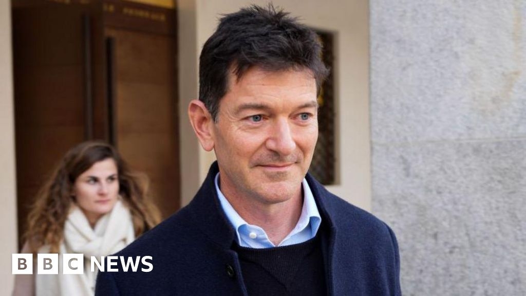 Former Trafigura executive Mike Wainwright jailed in bribery case