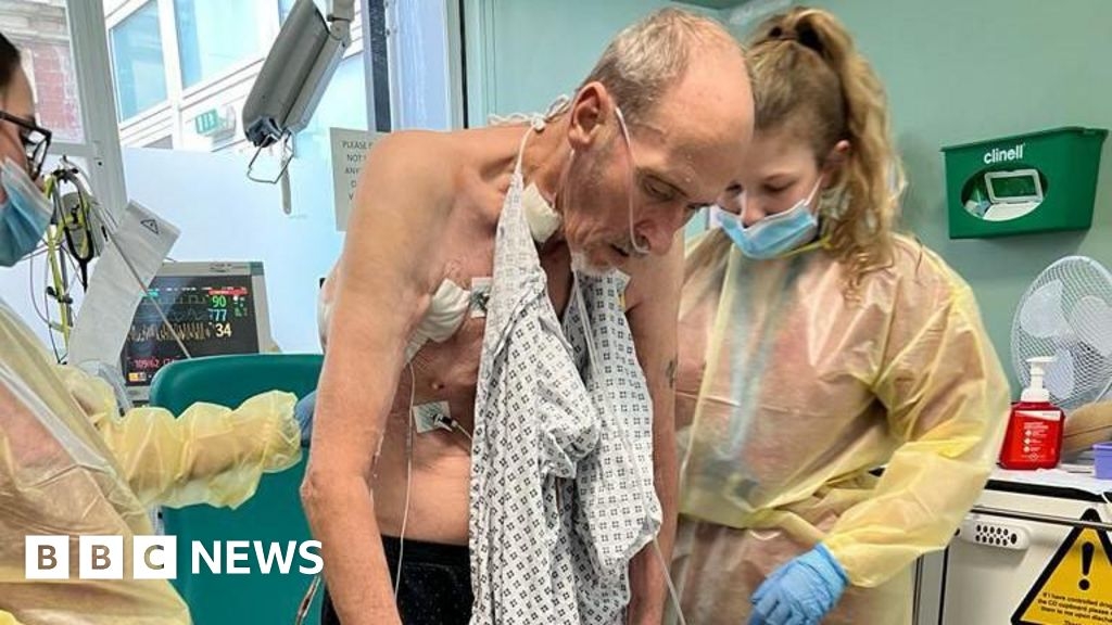 Doctors left me begging for help, says Goring sepsis patient