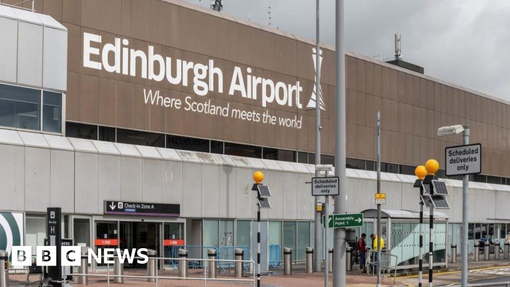 Edinburgh and Prestwick criticised over airport disabled services