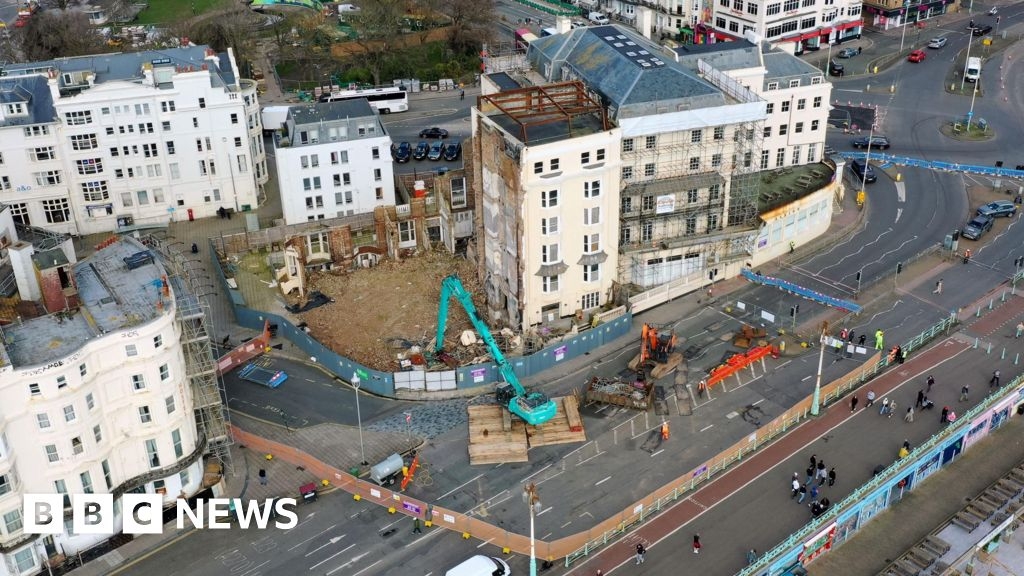 Brighton half-marathon route unaffected by hotel demolition