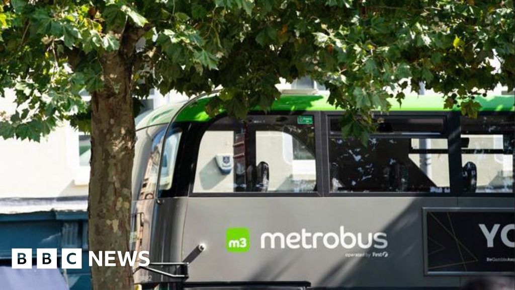 Care leavers to get free bus travel in and around Bristol for longer