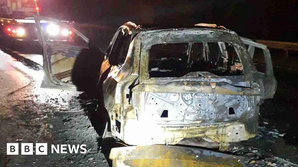 M11 lane closure by Cambridge to remain in place after car fire