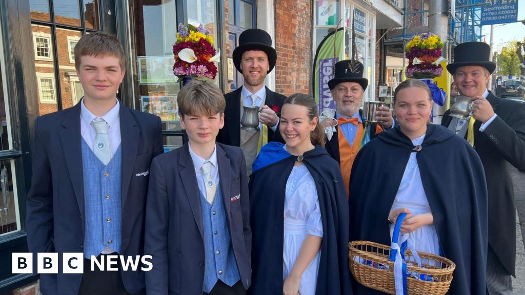 Tutti Day tradition celebrated in Hungerford