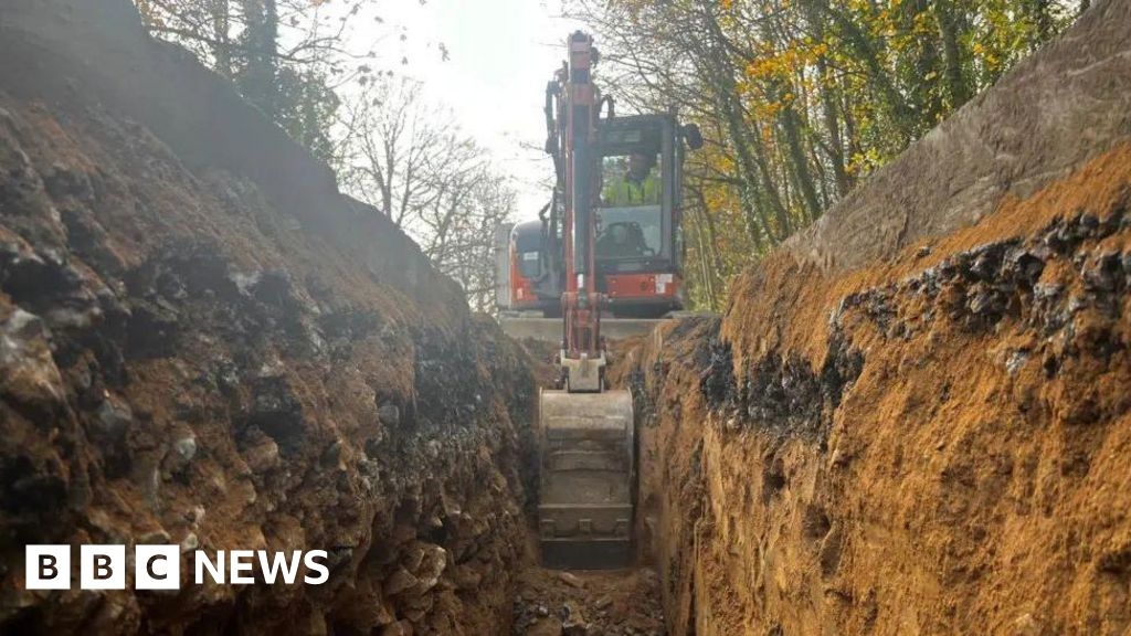 Rectory Hill opened after water pipework installed