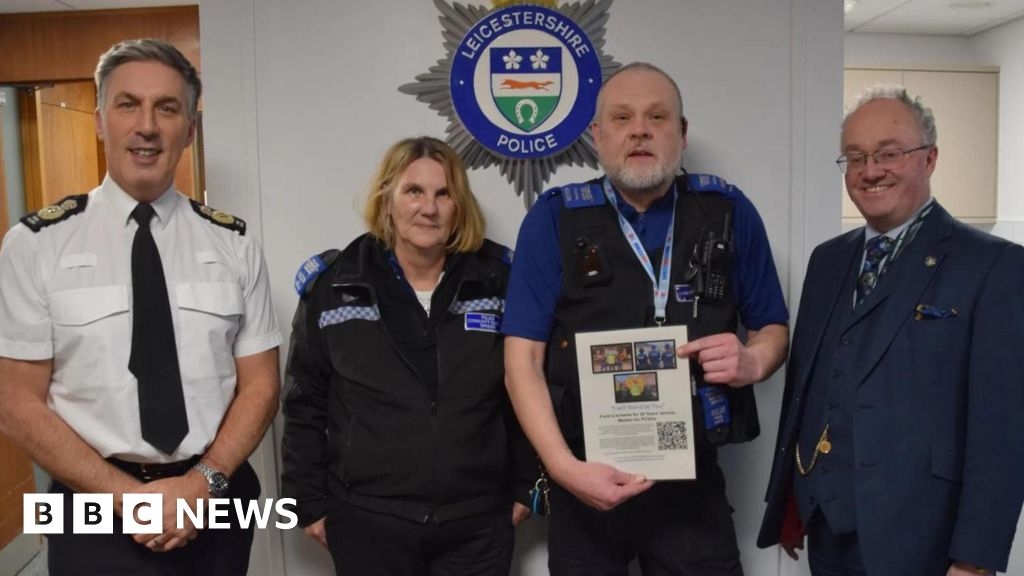 Leicestershire PCSOs campaign for long-service medal equality