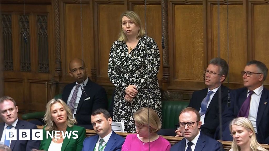 Staffordshire MP call to protect farmland from renewable schemes
