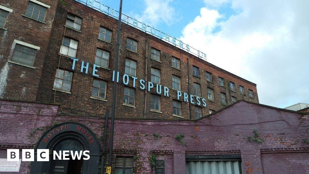 Regeneration of derelict Victorian mill in Manchester delayed again