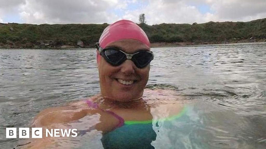 Plymouth swimmer to take on English Channel for charity