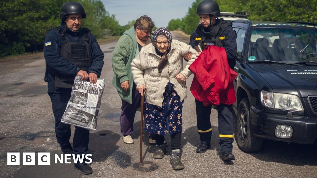 Russia's advance in Ukraine's north east may be bid to create 'buffer zone'