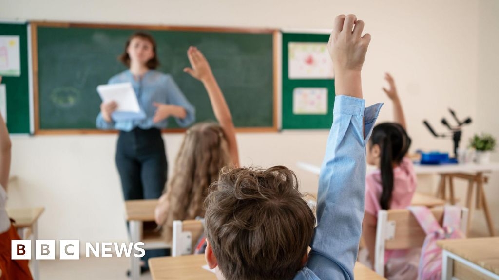 Department of Education seek parents' views on integrated education