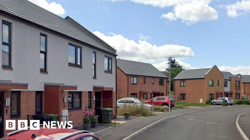 Worcester homes evacuated after suspected grenade find in garden