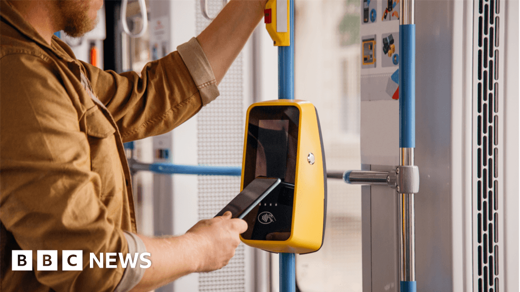 Diamond bus pass hours extended in West of England