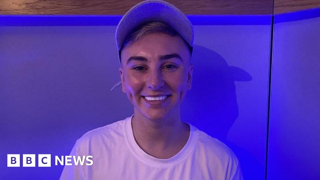Man believes he was wrong to change his gender