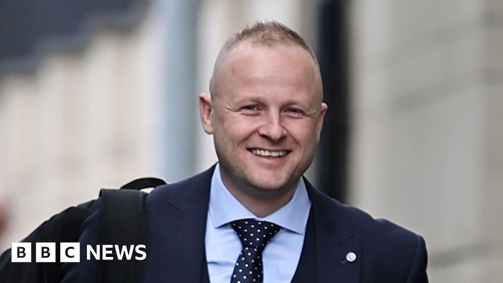Jamie Bryson and Daithí McKay appear at 'Nama trial'