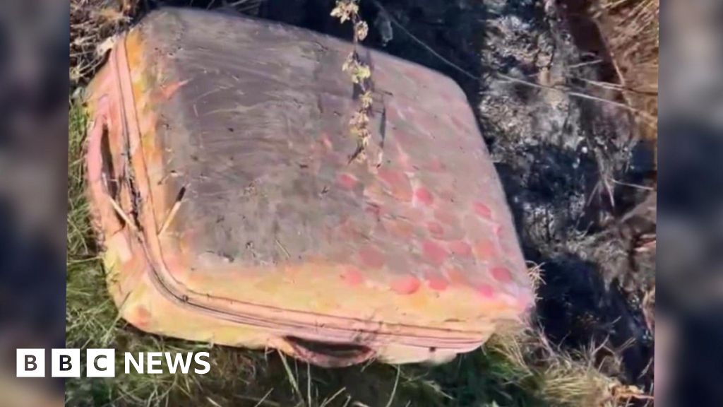 Walker and children find dog remains in suitcase in Barrow