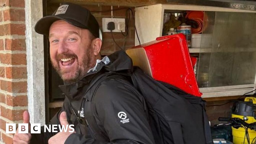Flip-flop hiker lugs postbox in national park loneliness quest