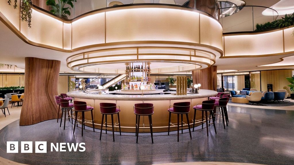 Luxury lounges: Credit card perks we are all paying for