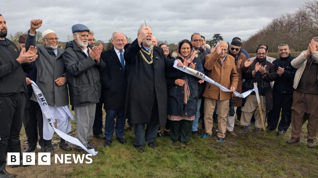 Community marks Bedford's first Muslim burial ground