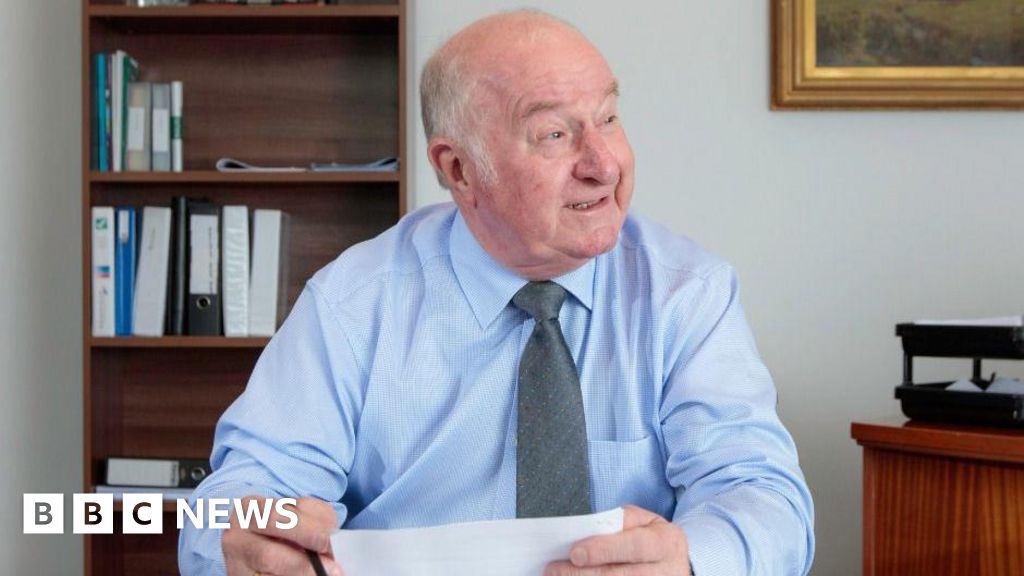Former Walsall Council leader returns to top job