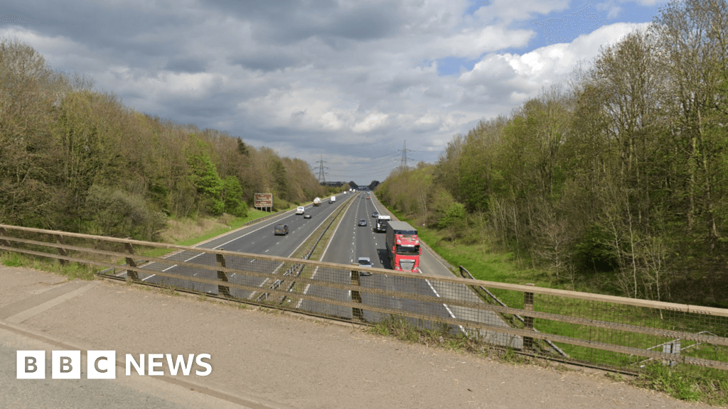 Woman, 19, killed in motorbike crash on M69 in Leicestershire