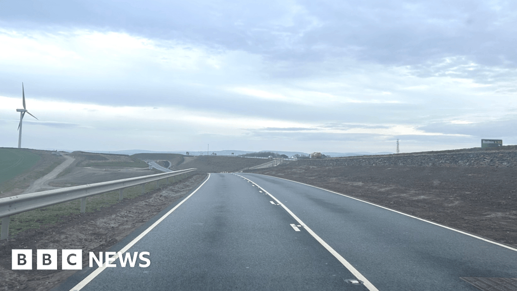 Local access roads to Cornwall's A30 near completion