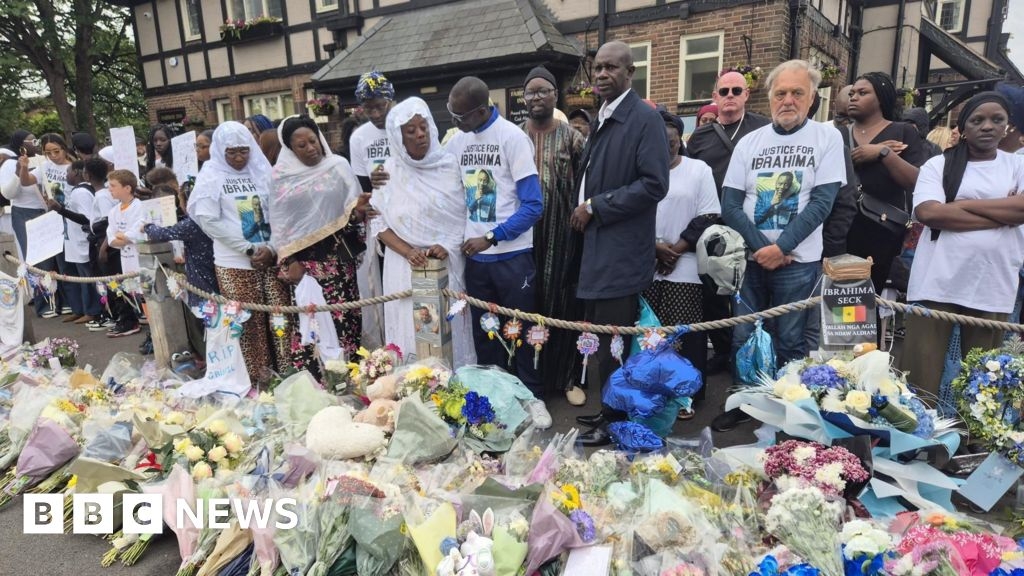 Grieving mum 'felt pain' of stab victim Ibrahima Seck's parents