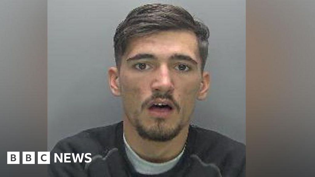 Thief steals money hidden in grandfather clock in Warboys
