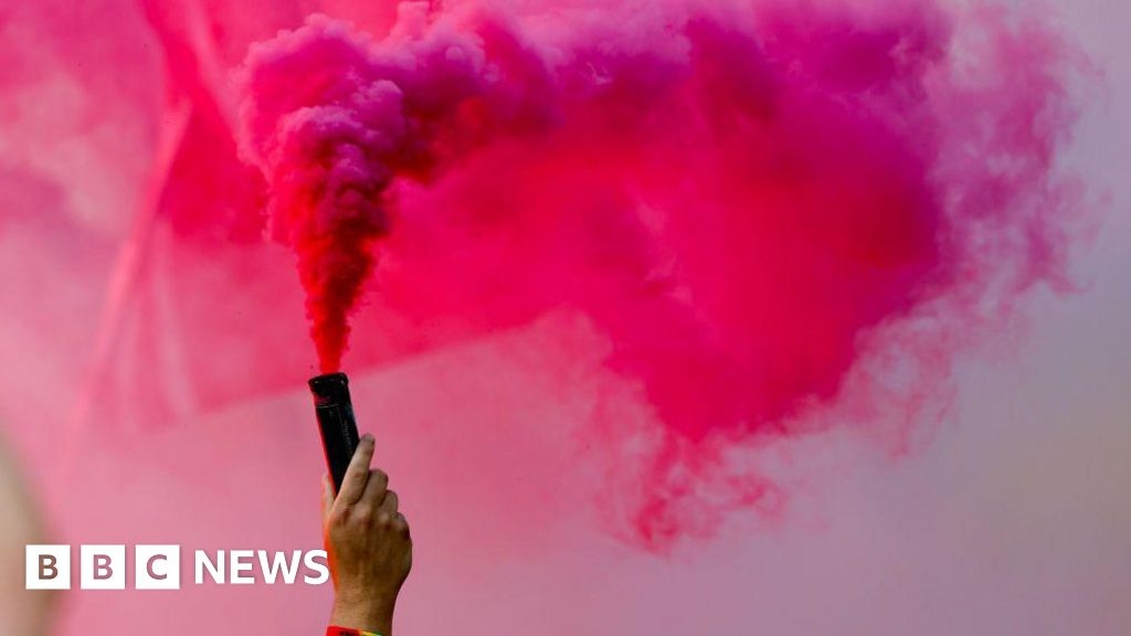Daventry Town fined over FA Vase smoke bomb celebration