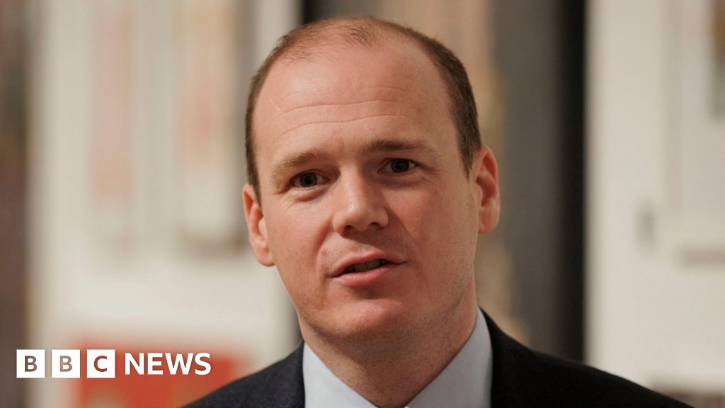 Child Poverty: 'Long term plan needed', Gordon Lyons says
