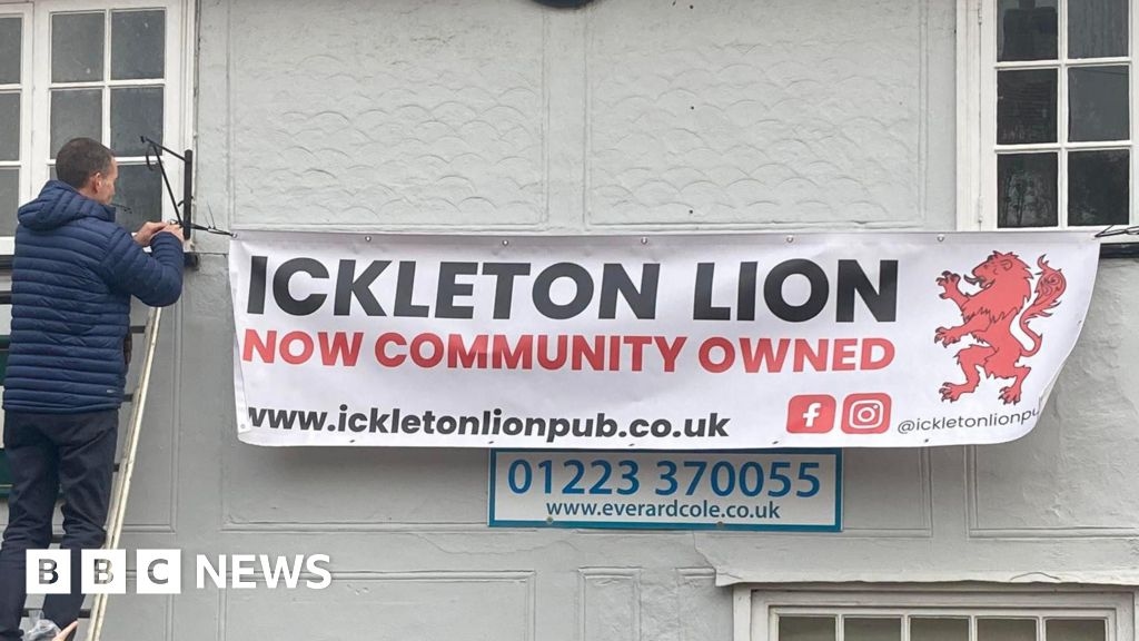 Community members volunteer skills to help restore Ickleton pub